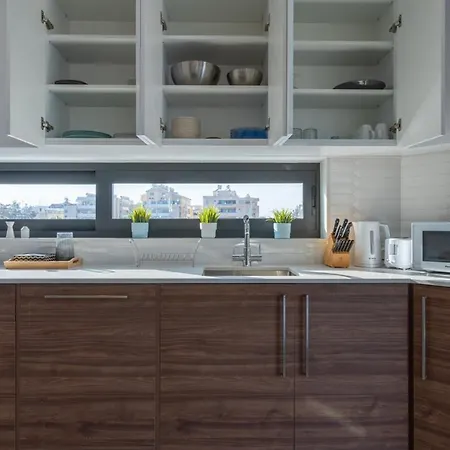Daire Marble 2-bedroom In Larnaca