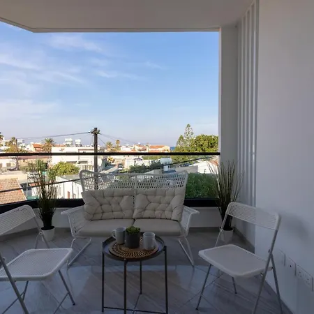 Apartment Marble 2-bedroom In