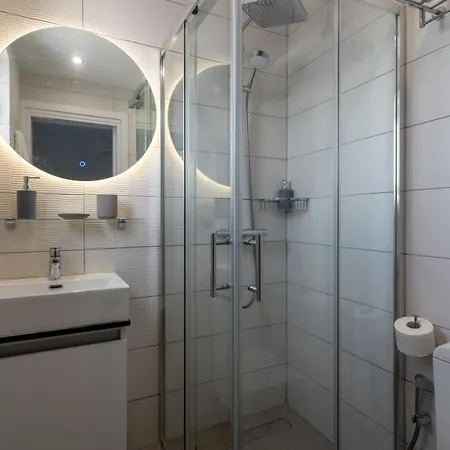 Marble 2-bedroom In Larnaca