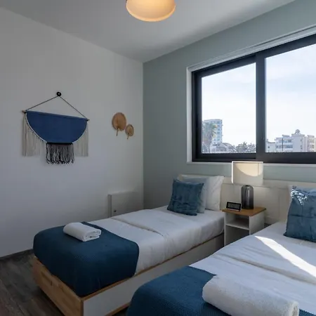 Marble 2-bedroom In Apartment Larnaca