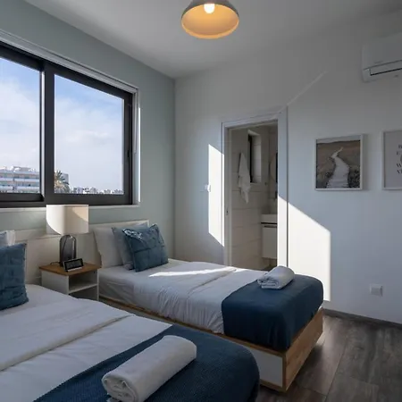 Marble 2-bedroom In *